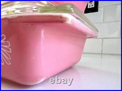 2 Vintage Stacking PYREX PINK DAISY Flower Space Saver Casseroles With Lids