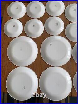 Corelle Spring Blossom Crazy Daisy Dinnerware Vintage 29 Pieces (As-Is)