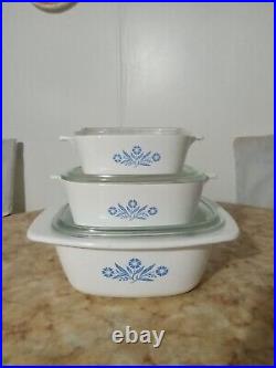 Corning Ware Vintage Blue Cornflower in Excellent vintage condition