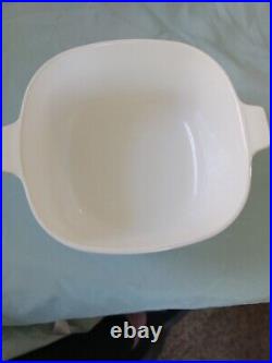 Corning Ware Vintage Blue Cornflower in Excellent vintage condition