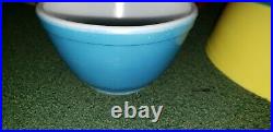 PYREX 4 pc. Blue, Red, Green & Yellow PRIMARY Mixing / Nesting Bowl SET