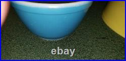 PYREX 4 pc. Blue, Red, Green & Yellow PRIMARY Mixing / Nesting Bowl SET