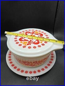 Pyrex Penn Dutch Friendship Promo 475-B Casserole, Lid 25-C & Underplate 795-3