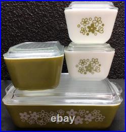 Pyrex Spring Blossom Crazy Daisy 8PC Set 501, 501, 0502, 0503 Green and White