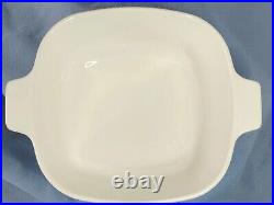 Rare Vintage Corning Ware Blue Cornflower Backing Casserole 1 3/4 QT P-1 3/4 B