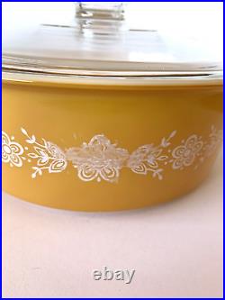 VINTAGE PYREX BIG BERTHA 4-QUART GOLD BUTTERFLY CASSEROLE with LID #664- 1970s