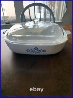 Vintage 1960s Corning Ware Blue Cornflower Casserole Dish with Lid (P-10-B)