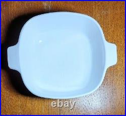 Vintage 1960s Corning Ware P-1 1/2-B 1 1/2 Qt. Blue Cornflower Casserole Dish