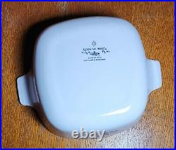 Vintage 1960s Corning Ware P-1 1/2-B 1 1/2 Qt. Blue Cornflower Casserole Dish