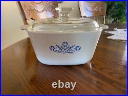 Vintage Corning Ware 1960's Blue Corn Flower P-1 3/4- B With Lid