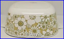 Vintage Corning Ware 2.5 Qt. Casserole With Lid Yellow Daisy P 2 1/2 B