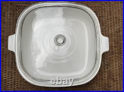 Vintage Corning Ware Casserole Dish Blue Cornflower P-10-B 10 Flaw on Lid Rare Vintage Corning Ware Casserole Dish Blue Cornflower P-10-B 10 Flaw on Lid Rare