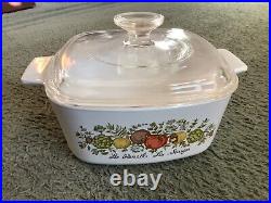 Vintage Corning Ware LE PERSIL LA SAUGE A-1 1/2 -B 1 1/2 q casserole has A7C lid