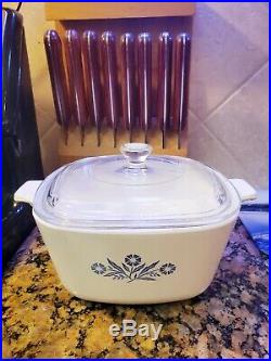 Vintage Corning ware corn flower P -1 3/4-b. 1 3/4 Qt. Made in U. S. A