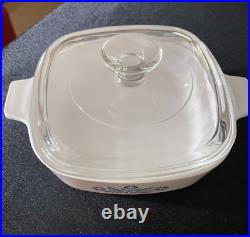 Vtg 1961-1966 Corning Ware Blue Cornflower 1 Qt casserole withlid Stamped P-1-B