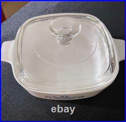 Vtg 1961-1966 Corning Ware Blue Cornflower 1 Qt casserole withlid Stamped P-1-B