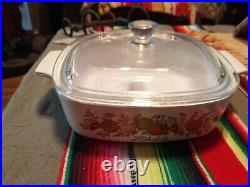 Vtg Corning Ware Spice of Life A-1-B L'Echalote 1 QT Casserole withPyrex Lid P-7-C